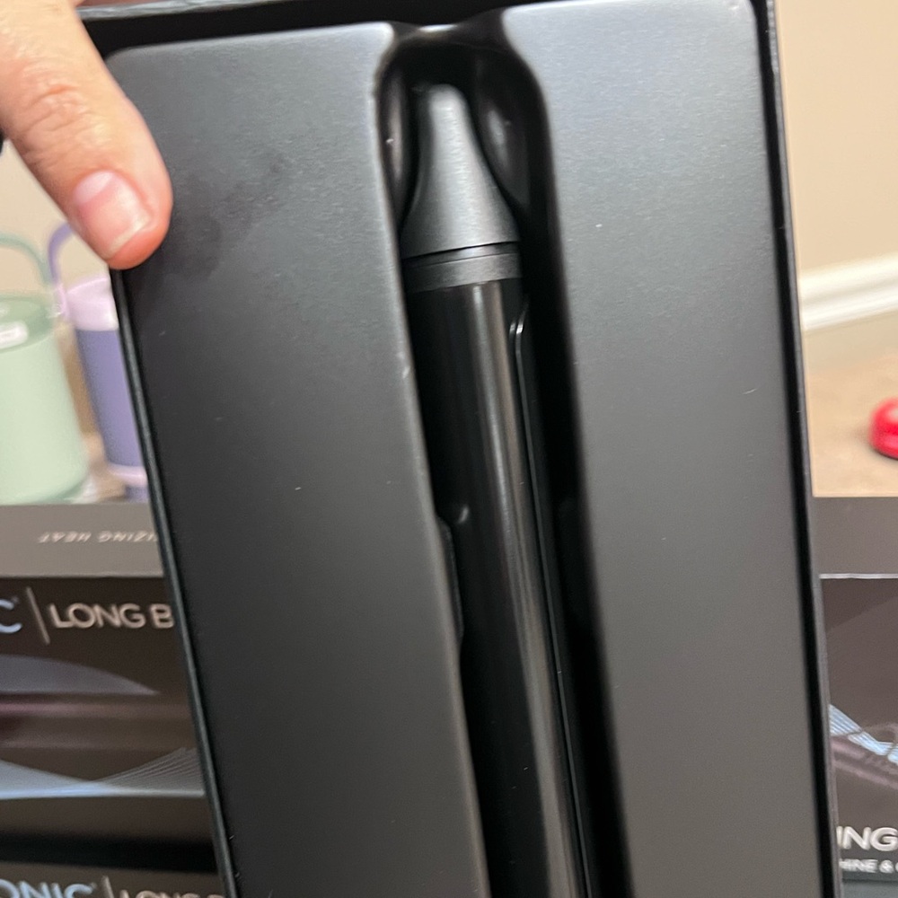 Bio Ionic Long Barrel Styler Curling Iron - Picture 6 of 13